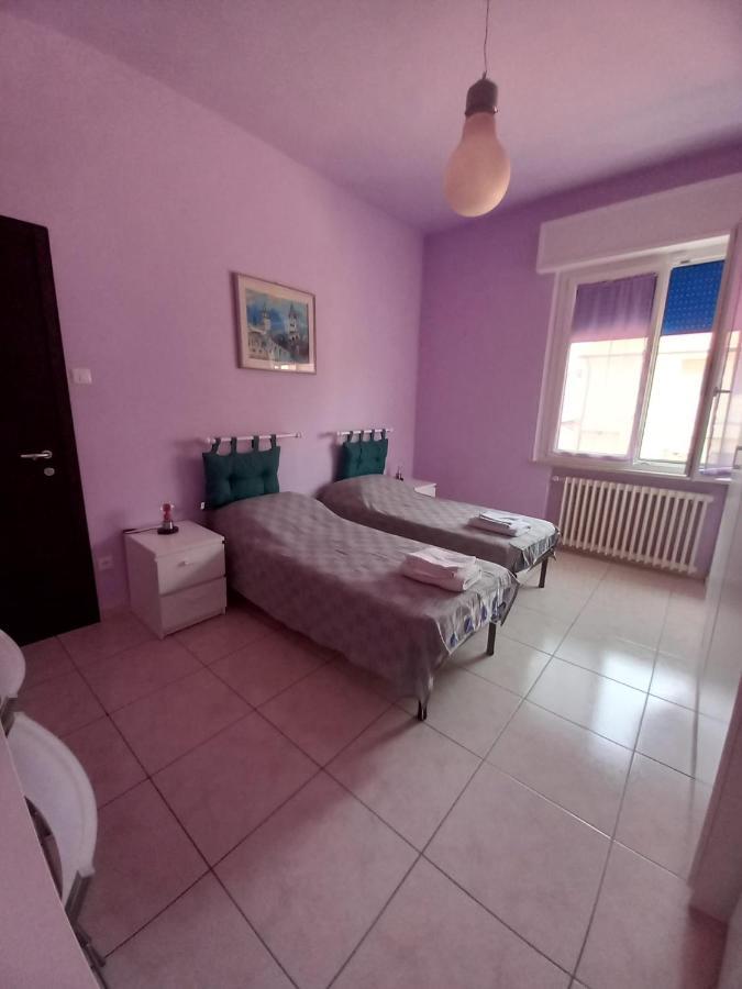 Affittacamere Appartamento Colorato Ferrara Dış mekan fotoğraf